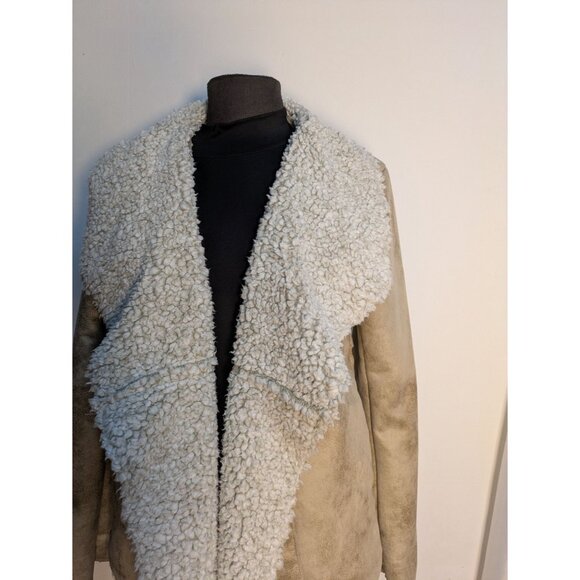 Dylan Faux Suede Open Front White Shearling, Size M - Picture 5 of 14